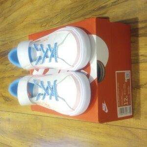 Brand new in box Nike Court Legacy